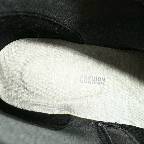 Clarks Cloudsteppers Sillian 2.0 Comfort Bootie In Rise Black Synthetic Size 7.5 - Picture 11 of 12